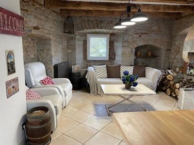 Maison - 314 m² - 7 pièces