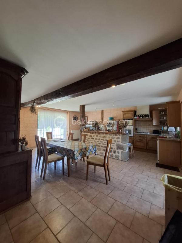 Maison de village - 181 m² - 6 pièces