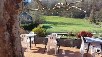 Local commercial - 707 m²