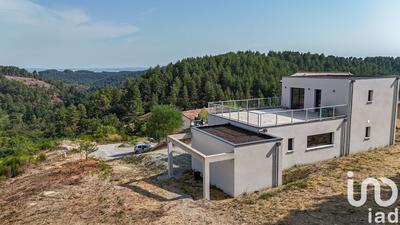 Maison - 150 m² - 4 pièces