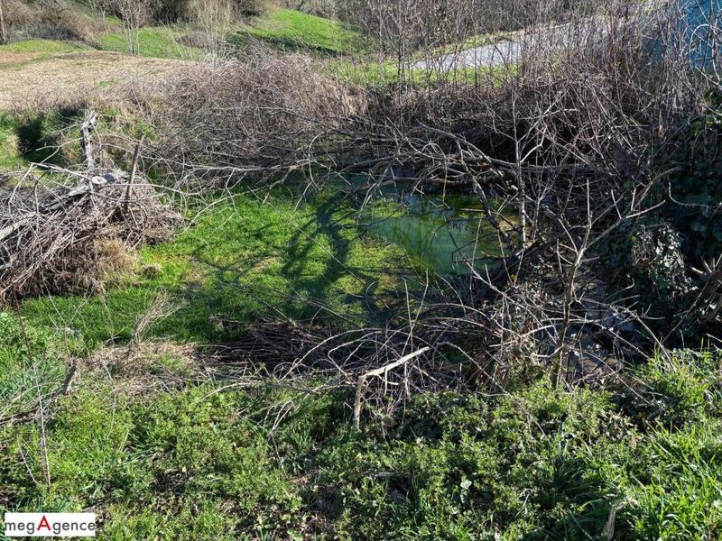 Terrain constructible - 1 349 m²