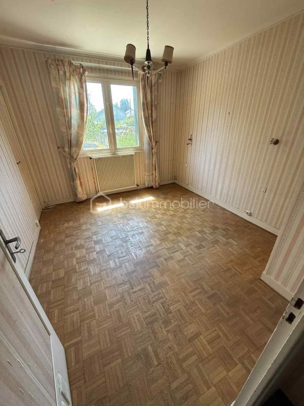 Maison - 81 m² - 5 pièces