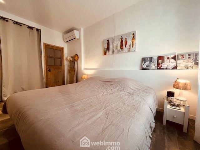 Maison - 224 m² - 6 pièces