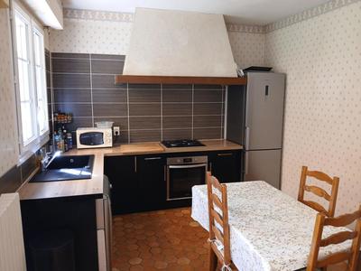 Maison - 196 m² - 9 pièces