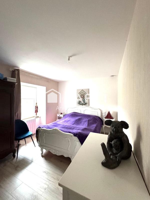 Maison - 140 m² - 7 pièces