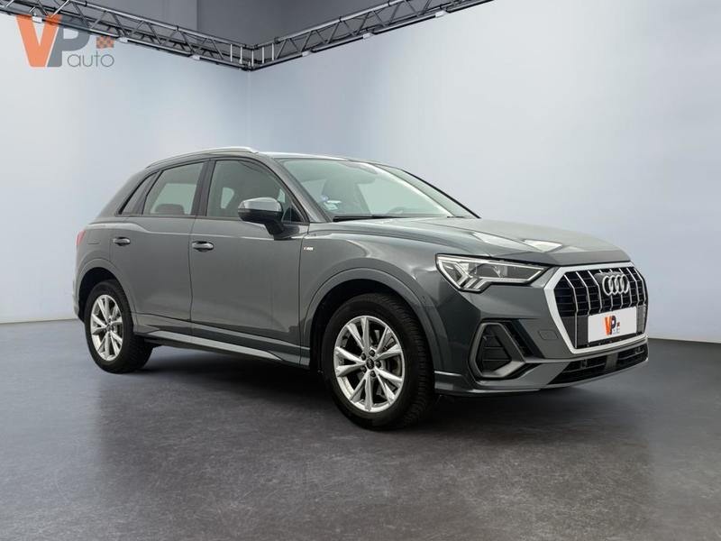 Audi Q3 45 TFSIe 245 ch s tronic 6 s line