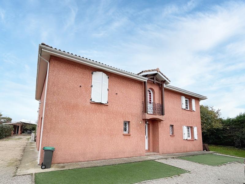 Villa - 210 m² - 7 pièces