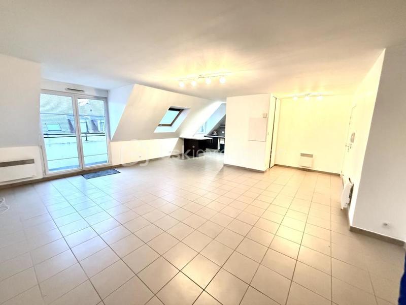 Appartement - 90 m² - 5 pièces