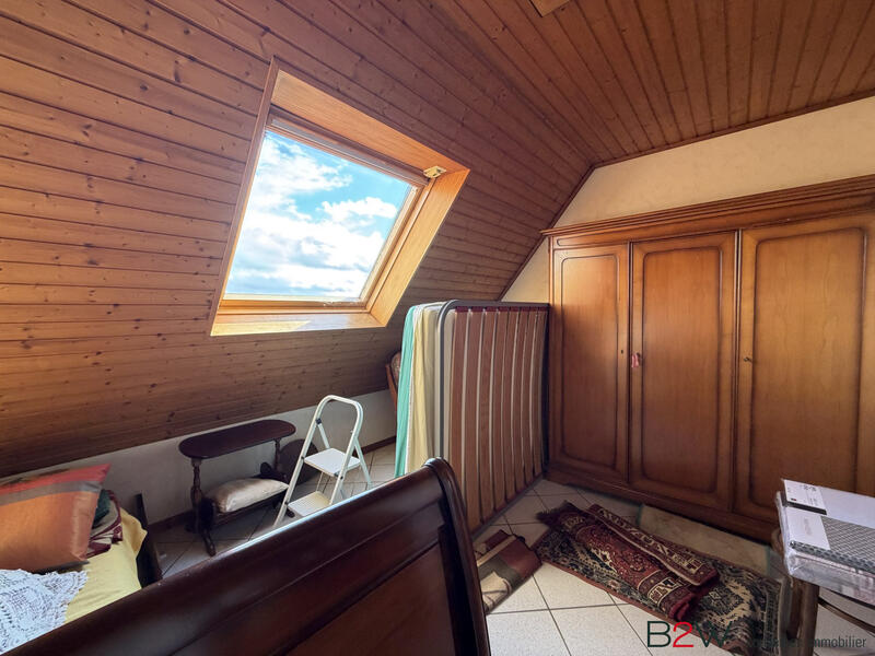 Maison - 151 m² - 7 pièces