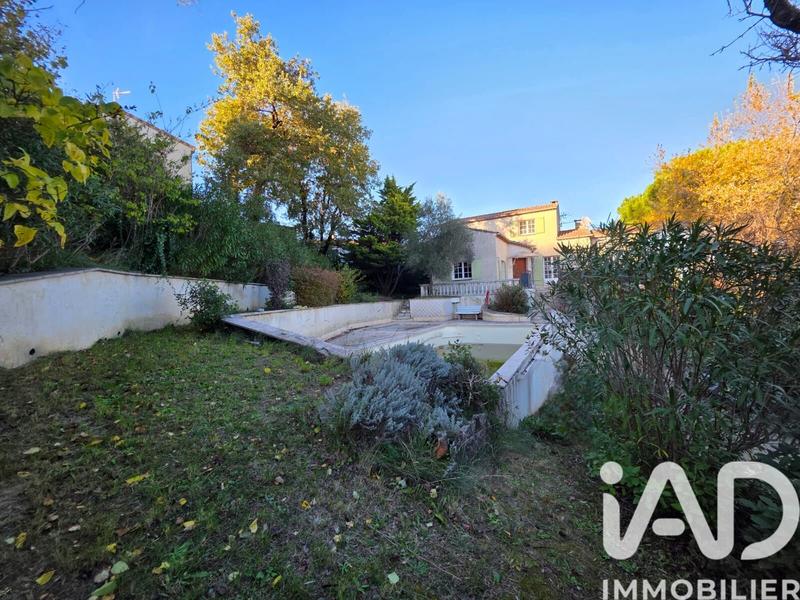 Maison - 138 m² - 5 pièces