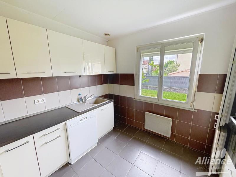 Maison - 150 m² - 8 pièces