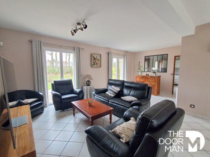 Maison - 140 m² - 6 pièces