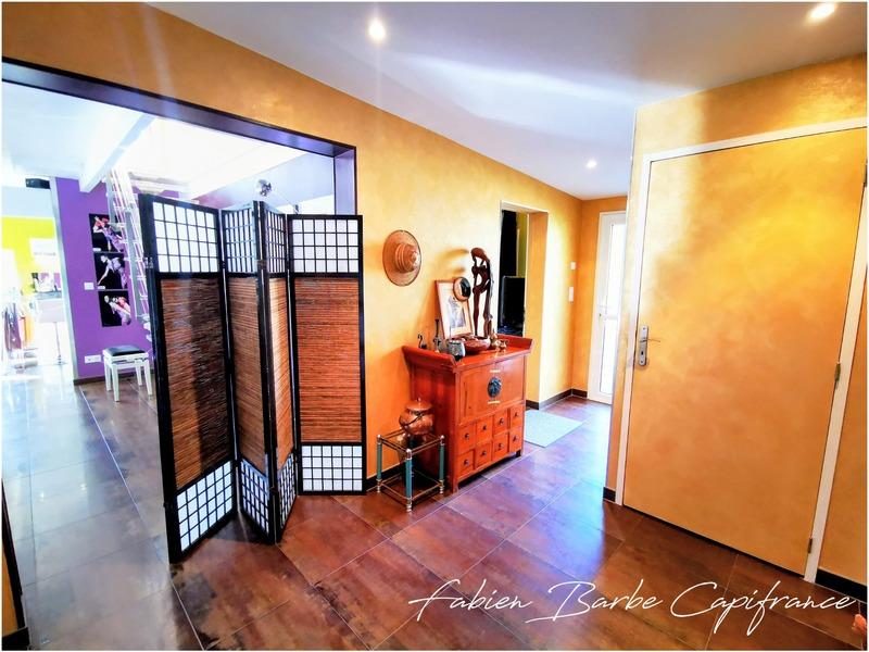 Maison - 178 m² - 10 pièces