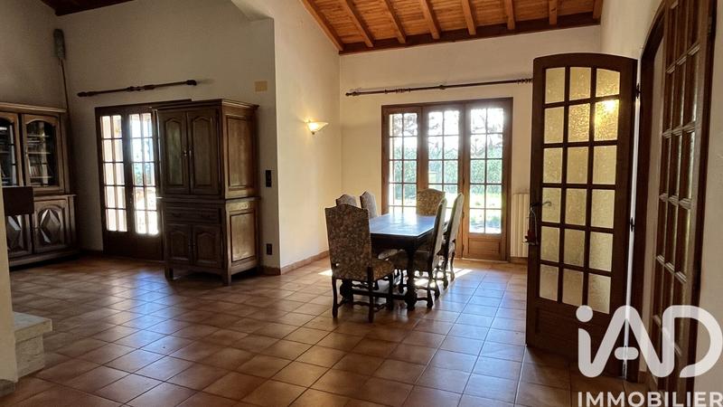 Maison - 194 m² - 8 pièces