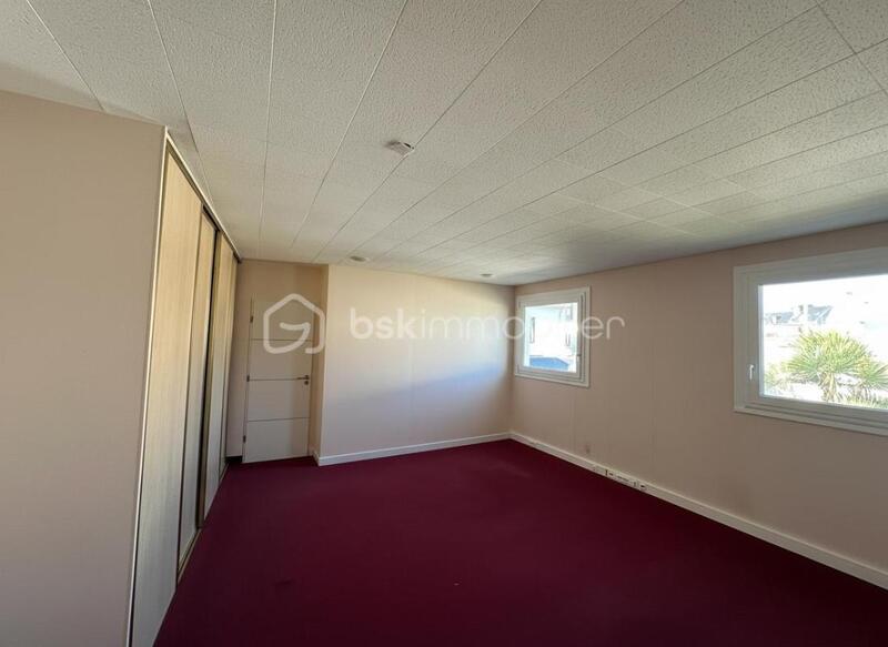 Maison de ville - 345 m² - 8 pièces