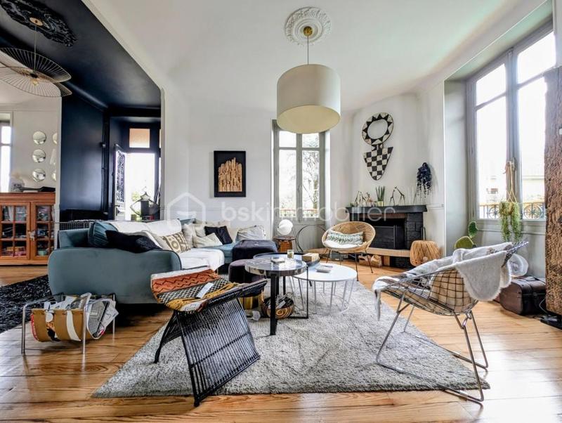 Villa - 188 m² - 7 pièces