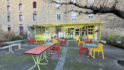 Fonds de commerce - 120 m²