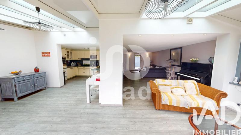 Maison - 147 m² - 7 pièces