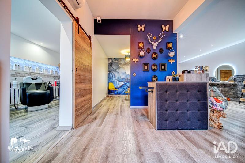 Local commercial - 101 m²