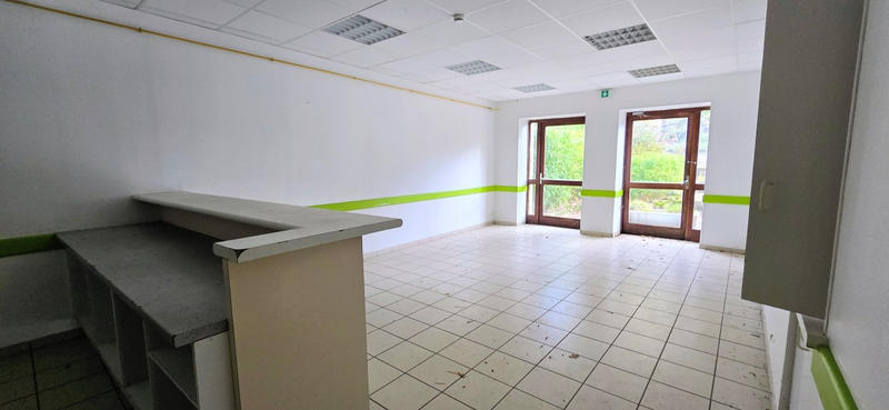 Maison - 400 m² - 14 pièces