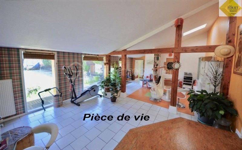 Maison - 213 m² - 5 pièces