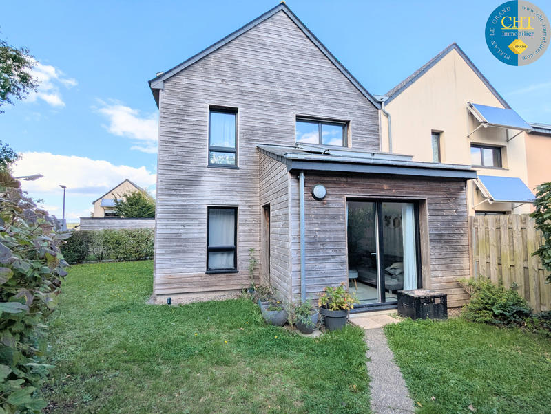 Maison - 94 m² - 5 pièces