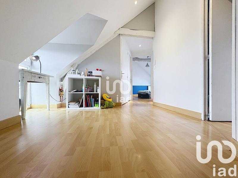 Maison - 186 m² - 8 pièces