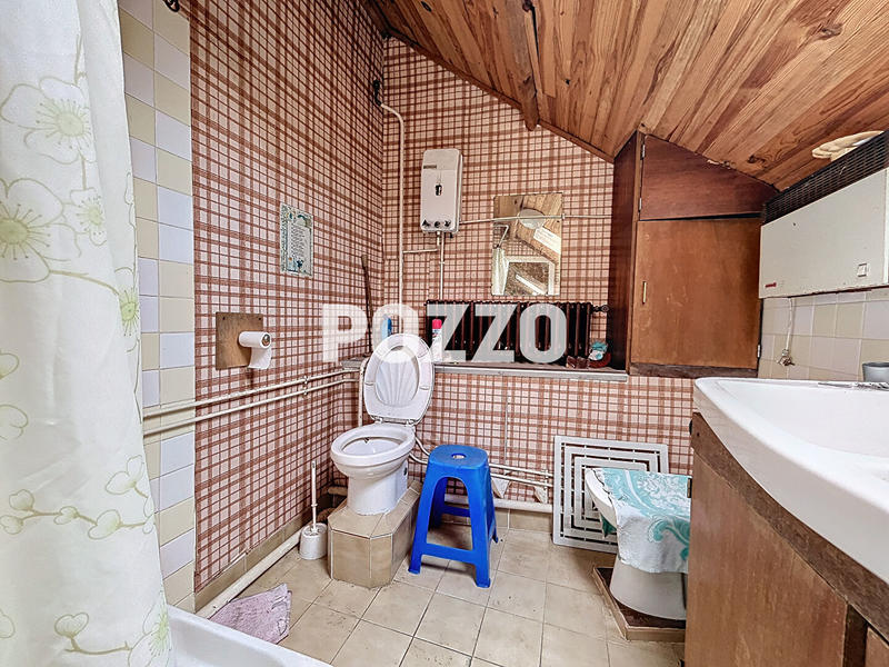 Maison - 195 m² - 8 pièces