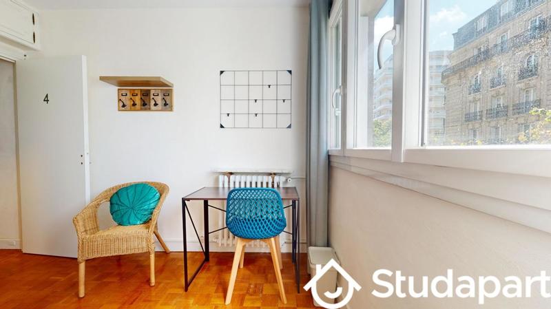 Chambre - 10 m² - 1 pièce