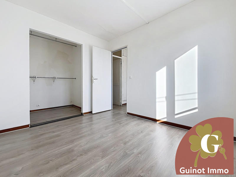 Maison - 65 m² - 5 pièces