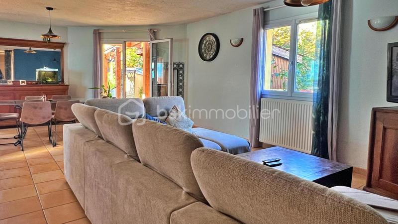 Maison traditionnelle - 108 m² - 5 pièces