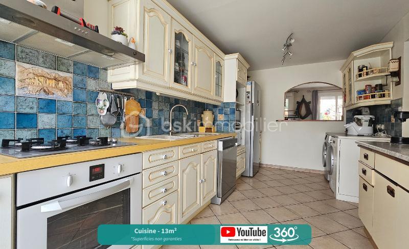 Maison traditionnelle - 108 m² - 4 pièces