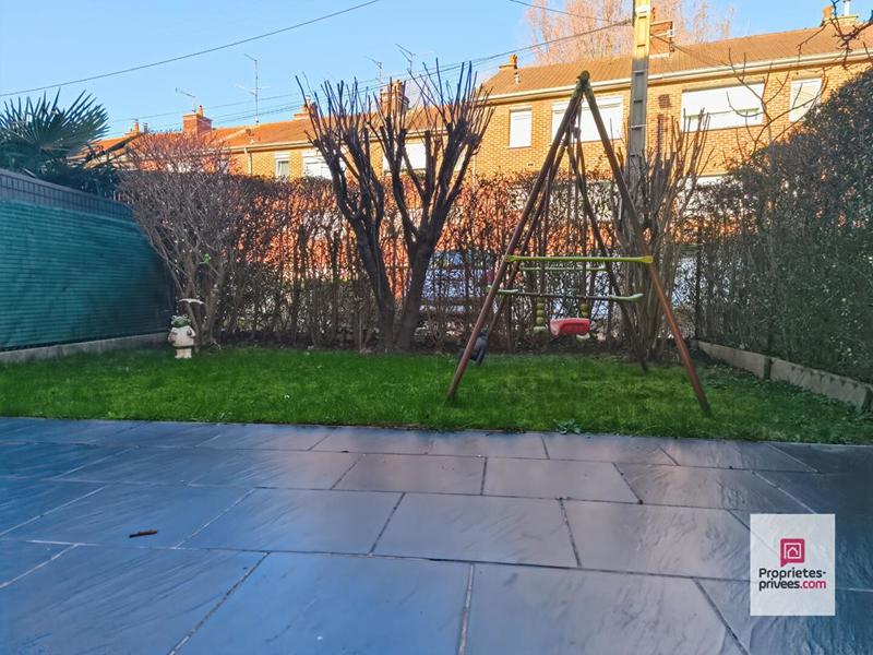 Maison - 80 m² - 5 pièces