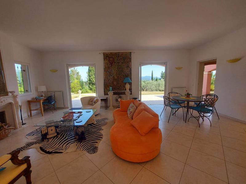 Propriété - 170 m² - 5 pièces