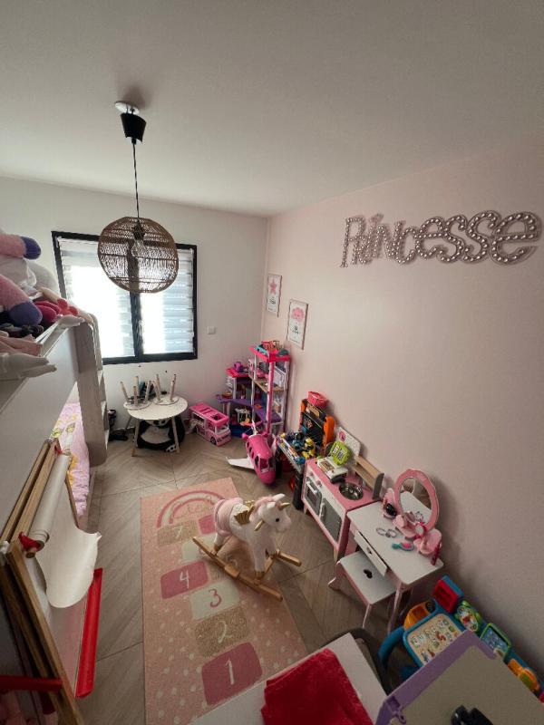 Maison - 96 m² - 4 pièces