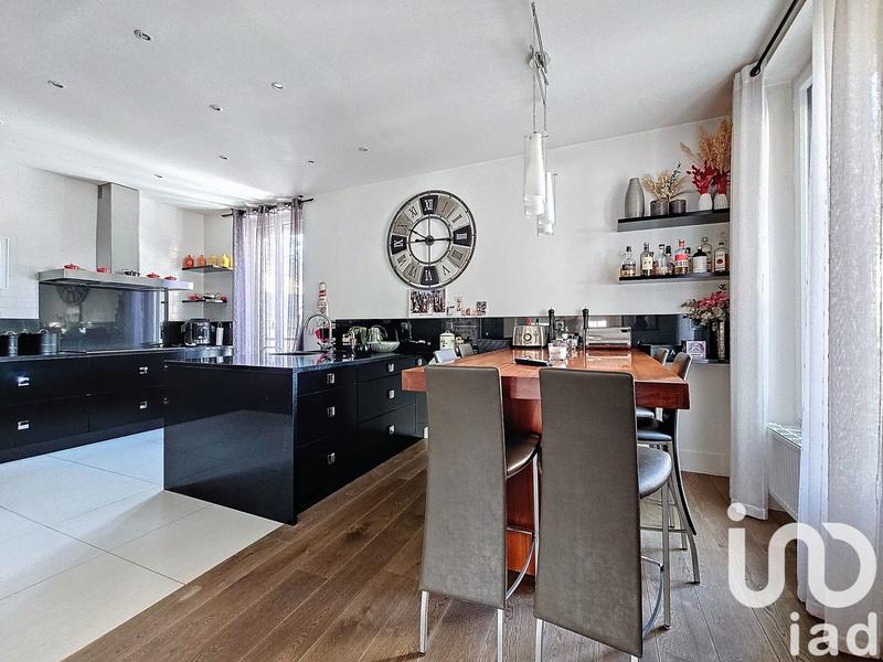 Maison - 170 m² - 7 pièces