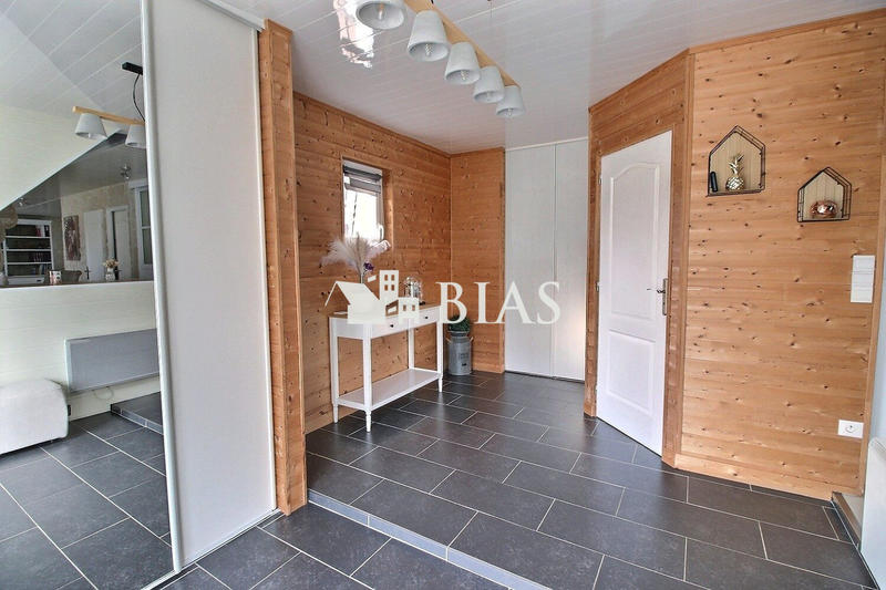 Maison - 135 m² - 6 pièces