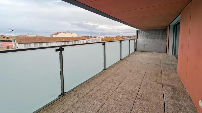 Appartement - 98 m² - 4 pièces