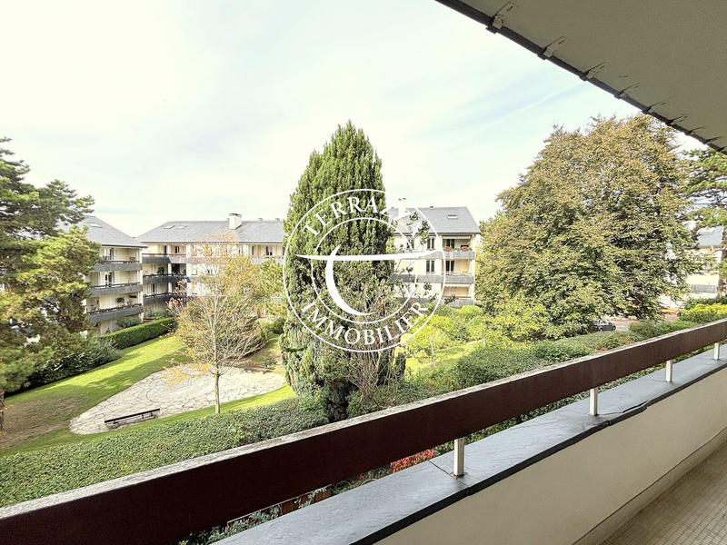 Appartement - 138 m² - 5 pièces