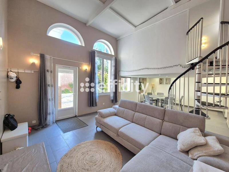 Appartement - 91 m² - 3 pièces