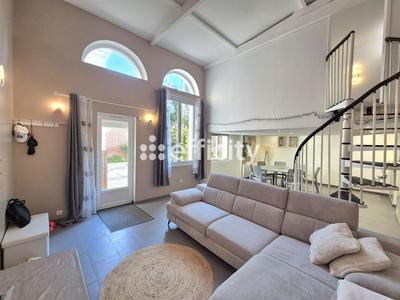 Appartement - 91 m² - 3 pièces