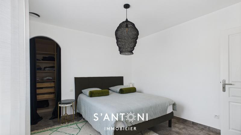 Maison - 144 m² - 4 pièces