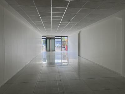 Local commercial - 100 m² - 1 pièce