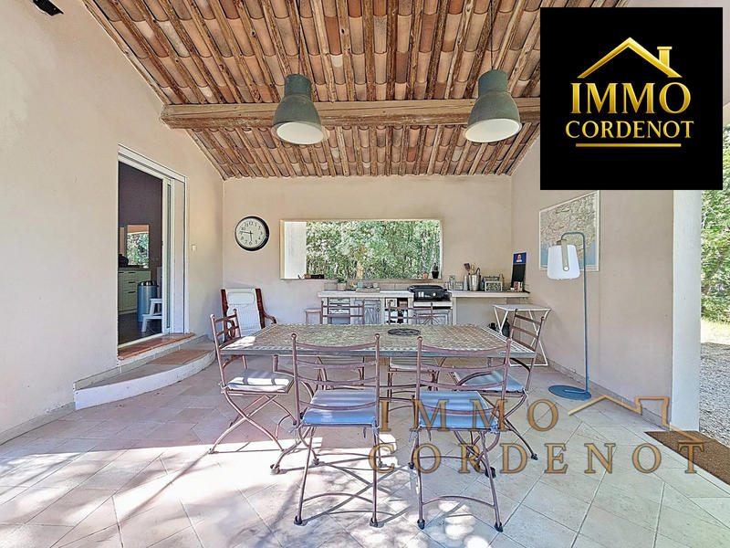 Villa - 140 m² - 5 pièces