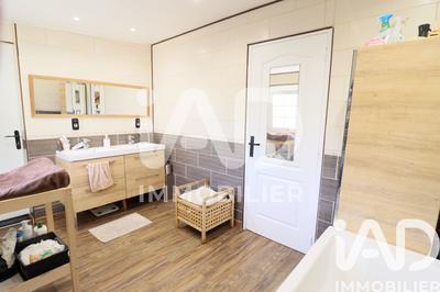 Maison - 107 m² - 5 pièces