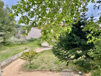 Maison - 250 m² - 8 pièces