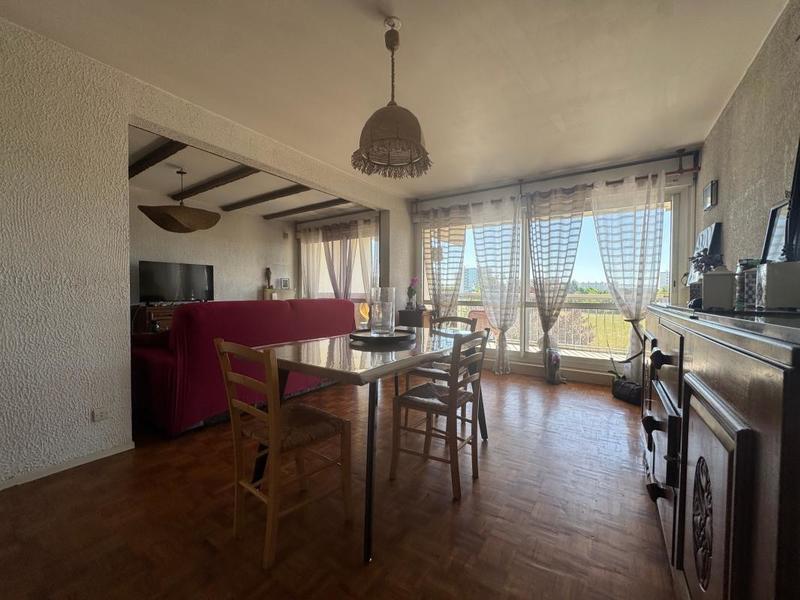 Appartement - 106 m² - 5 pièces