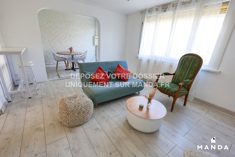 Chambre - 10 m² - 4 pièces