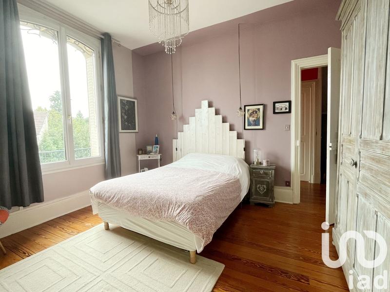 Maison de ville - 304 m² - 9 pièces