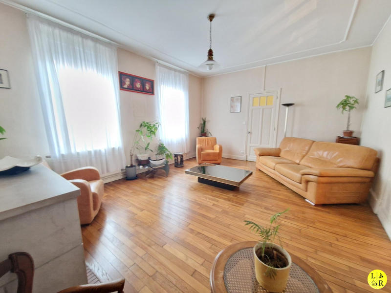 Maison - 141 m² - 6 pièces